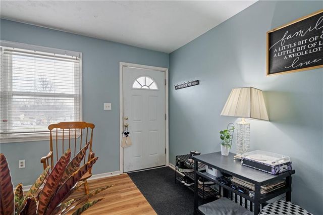 9402 W 48th Terrace, Shawnee, KS 66203