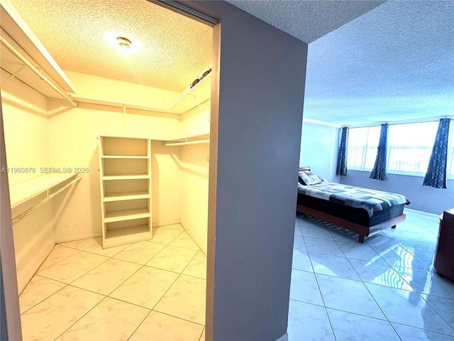 1904 S Ocean Dr 701, Hallandale Beach, FL 33009