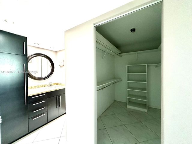 1904 S Ocean Dr 701, Hallandale Beach, FL 33009