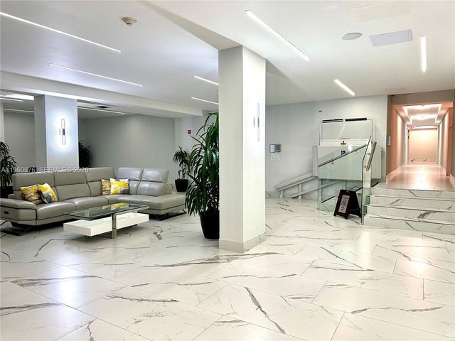 1904 S Ocean Dr 701, Hallandale Beach, FL 33009