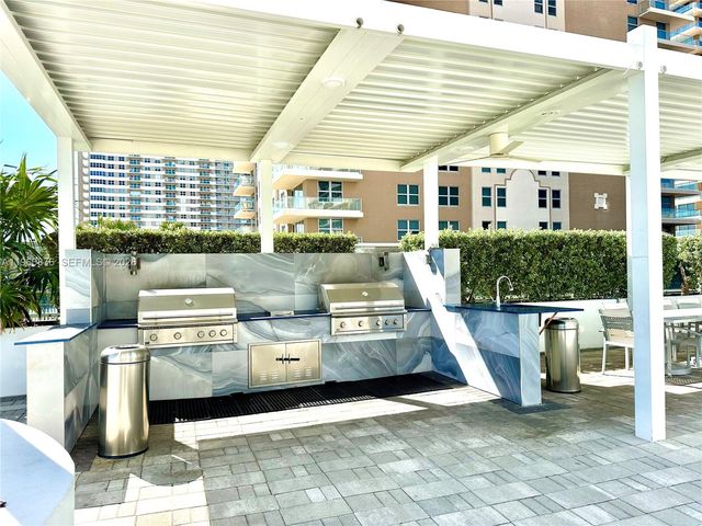 1904 S Ocean Dr 701, Hallandale Beach, FL 33009