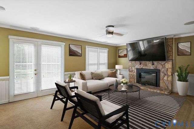 8806 Thornton Heath Dr, Chesterfield, VA 23832