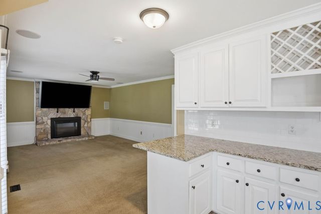 8806 Thornton Heath Dr, Chesterfield, VA 23832