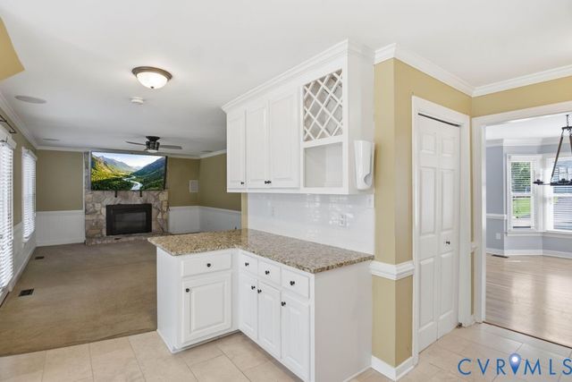 8806 Thornton Heath Dr, Chesterfield, VA 23832