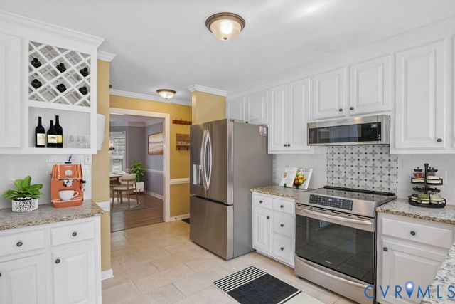 8806 Thornton Heath Dr, Chesterfield, VA 23832