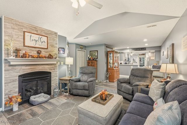 30 Newton Square Drive 3, Canfield, OH 44406