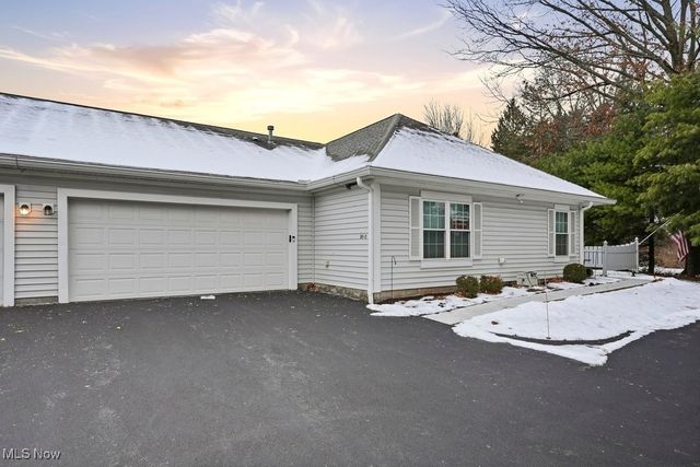 30 Newton Square Drive 3, Canfield, OH 44406