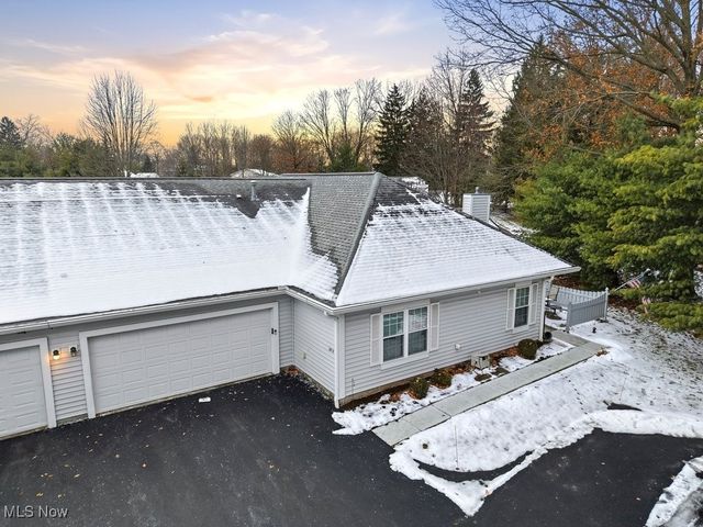 30 Newton Square Drive 3, Canfield, OH 44406