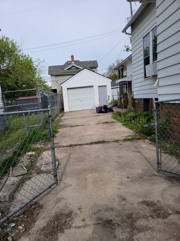 239 N Monroe Street, Bay City, MI 48708