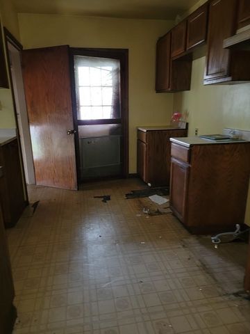 239 N Monroe Street, Bay City, MI 48708