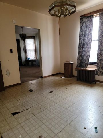 239 N Monroe Street, Bay City, MI 48708