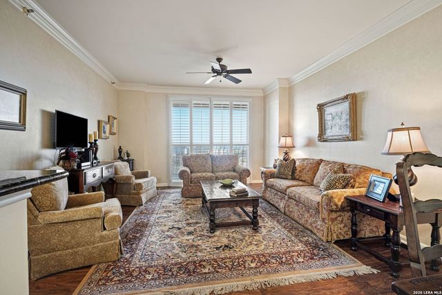 1 Towers Park Ln Apt 810, San Antonio, TX 78209