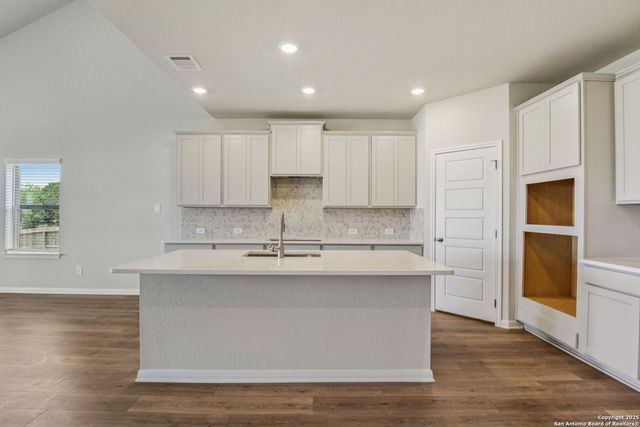 100 Shelton Pass, Cibolo, TX 78108