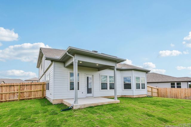 100 Shelton Pass, Cibolo, TX 78108