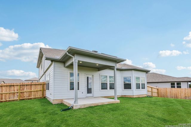 100 Shelton Pass, Cibolo, TX 78108
