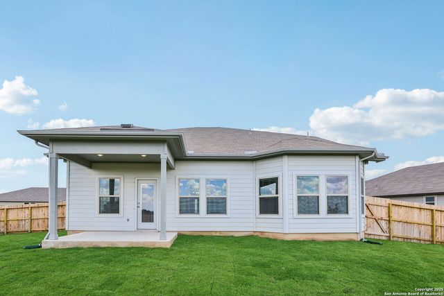 100 Shelton Pass, Cibolo, TX 78108