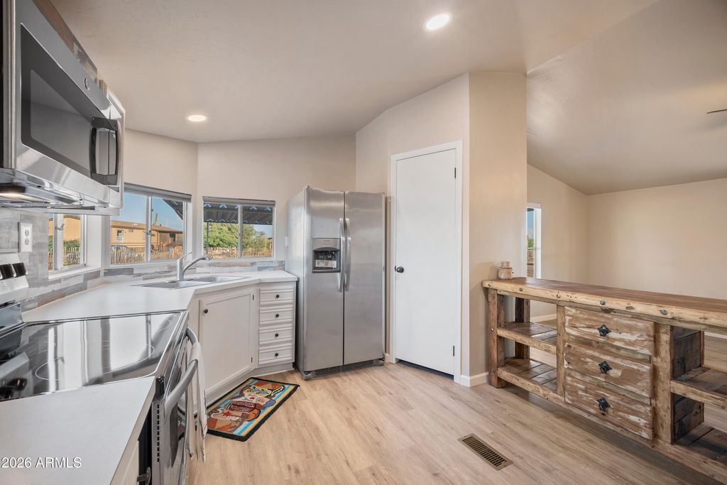 40514 N 251ST Avenue, Morristown, AZ 85342 — exterior