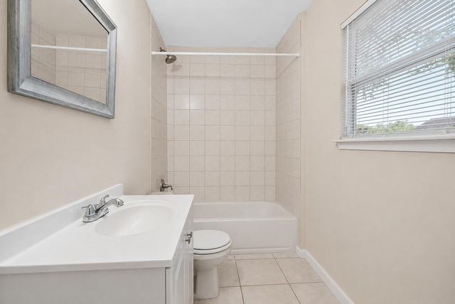 3207 Pinewood Avenue, West Palm Beach, FL 33407