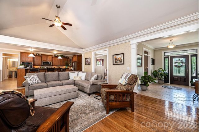 3085 James Street, Catawba, NC 28609