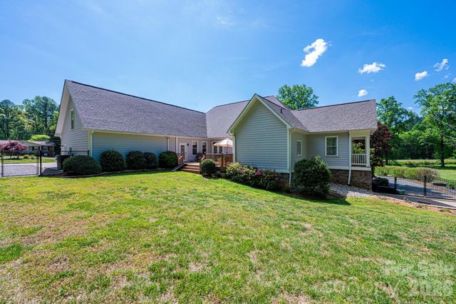 3085 James Street, Catawba, NC 28609