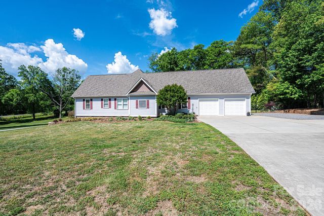 3085 James Street, Catawba, NC 28609