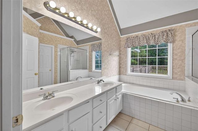 65 Pecan Lane, Oxford, GA 30054