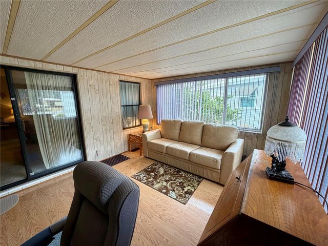 103 LYONIA LANE, Wildwood, FL 34785