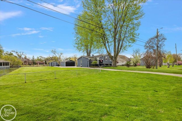 39684 Shoreline Drive, Harrison Twp, MI 48045