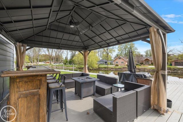 39684 Shoreline Drive, Harrison Twp, MI 48045
