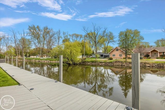 39684 Shoreline Drive, Harrison Twp, MI 48045