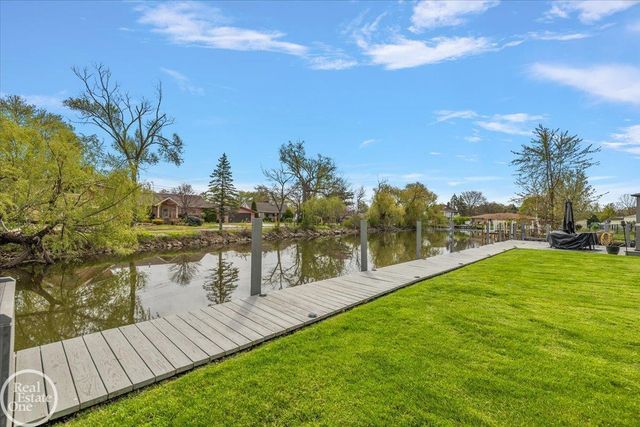 39684 Shoreline Drive, Harrison Twp, MI 48045
