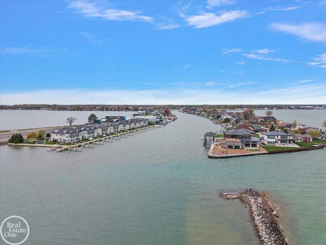 39684 Shoreline Drive, Harrison Twp, MI 48045