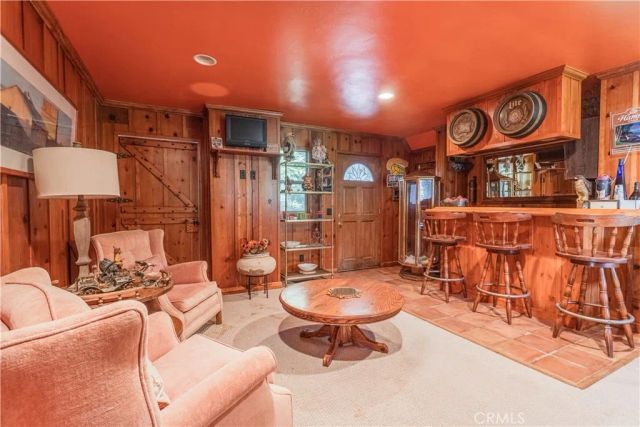 487 Wylerhorn Drive, Crestline, CA 92325