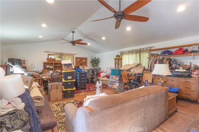 487 Wylerhorn Drive, Crestline, CA 92325