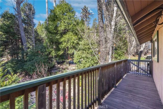 487 Wylerhorn Drive, Crestline, CA 92325