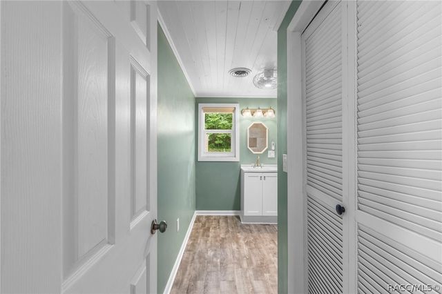 107 Allen Avenue, Inglis, FL 34449