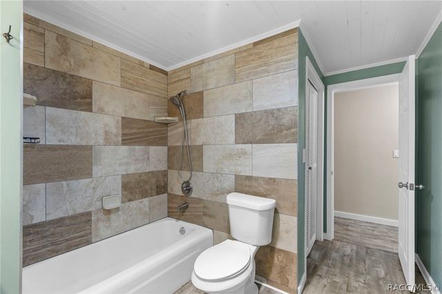 107 Allen Avenue, Inglis, FL 34449
