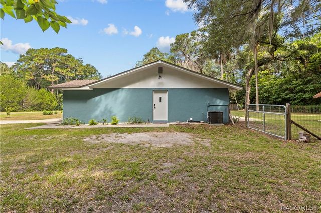 107 Allen Avenue, Inglis, FL 34449