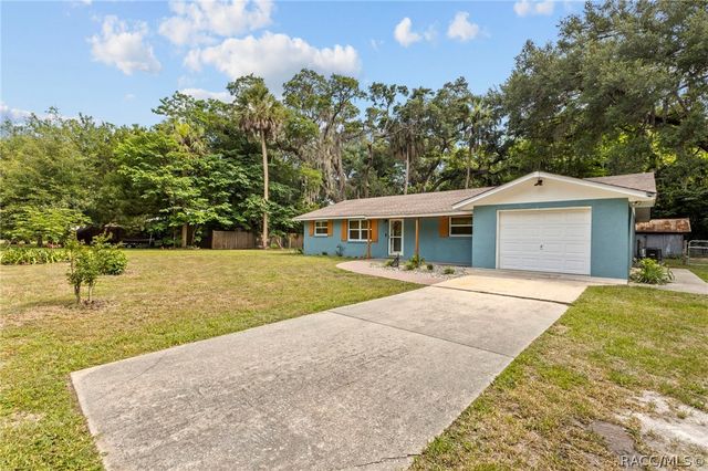 107 Allen Avenue, Inglis, FL 34449