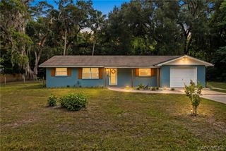 107 Allen Avenue, Inglis, FL 34449