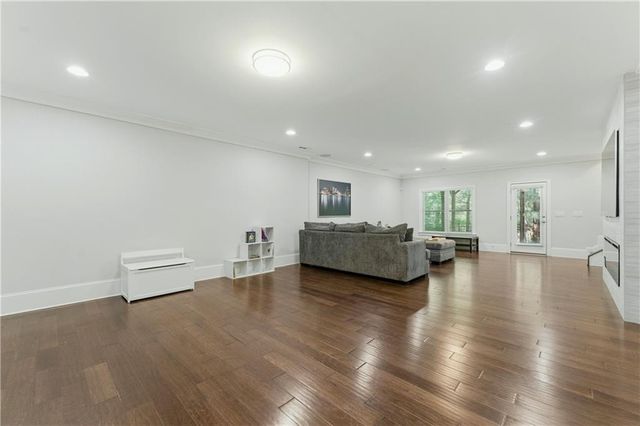 3573 Brookleigh Lane NE, Atlanta, GA 30319