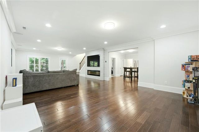 3573 Brookleigh Lane NE, Atlanta, GA 30319