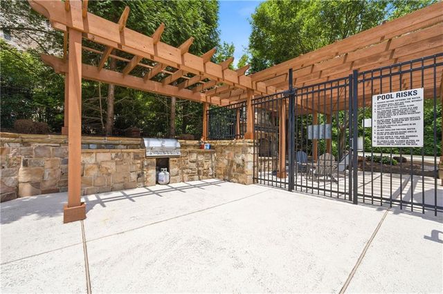 3573 Brookleigh Lane NE, Atlanta, GA 30319