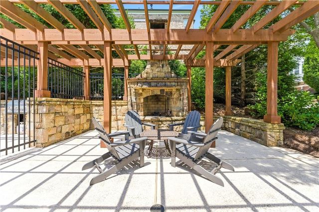 3573 Brookleigh Lane NE, Atlanta, GA 30319