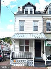 1549 COTTON ST, Reading, PA 19606