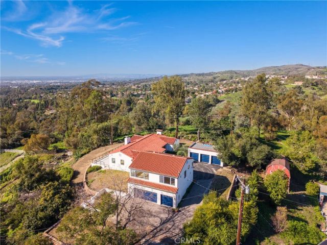 1425 El Terraza, La Habra Heights, CA 90631