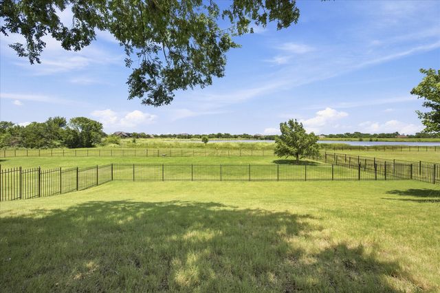 12 Granite Ridge Drive, Mclendon Chisholm, TX 75032
