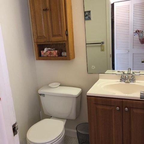 210 Horizon Street E, Boynton Beach, FL 33435