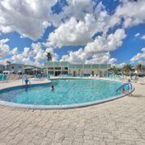 210 Horizon Street E, Boynton Beach, FL 33435