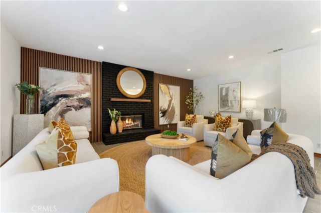 1011 Rodeo Road, Arcadia, CA 91006